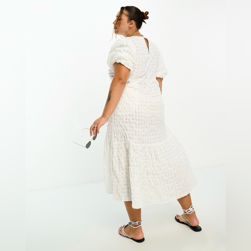 ASOS River Island Cream Maxi Dress with Puff Sleeves - Picture 3 of 4